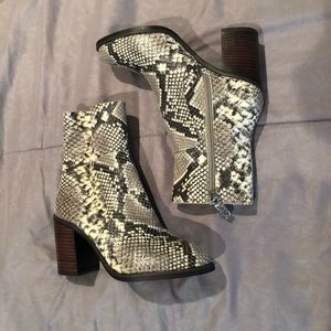 Steve Madden ankle booties